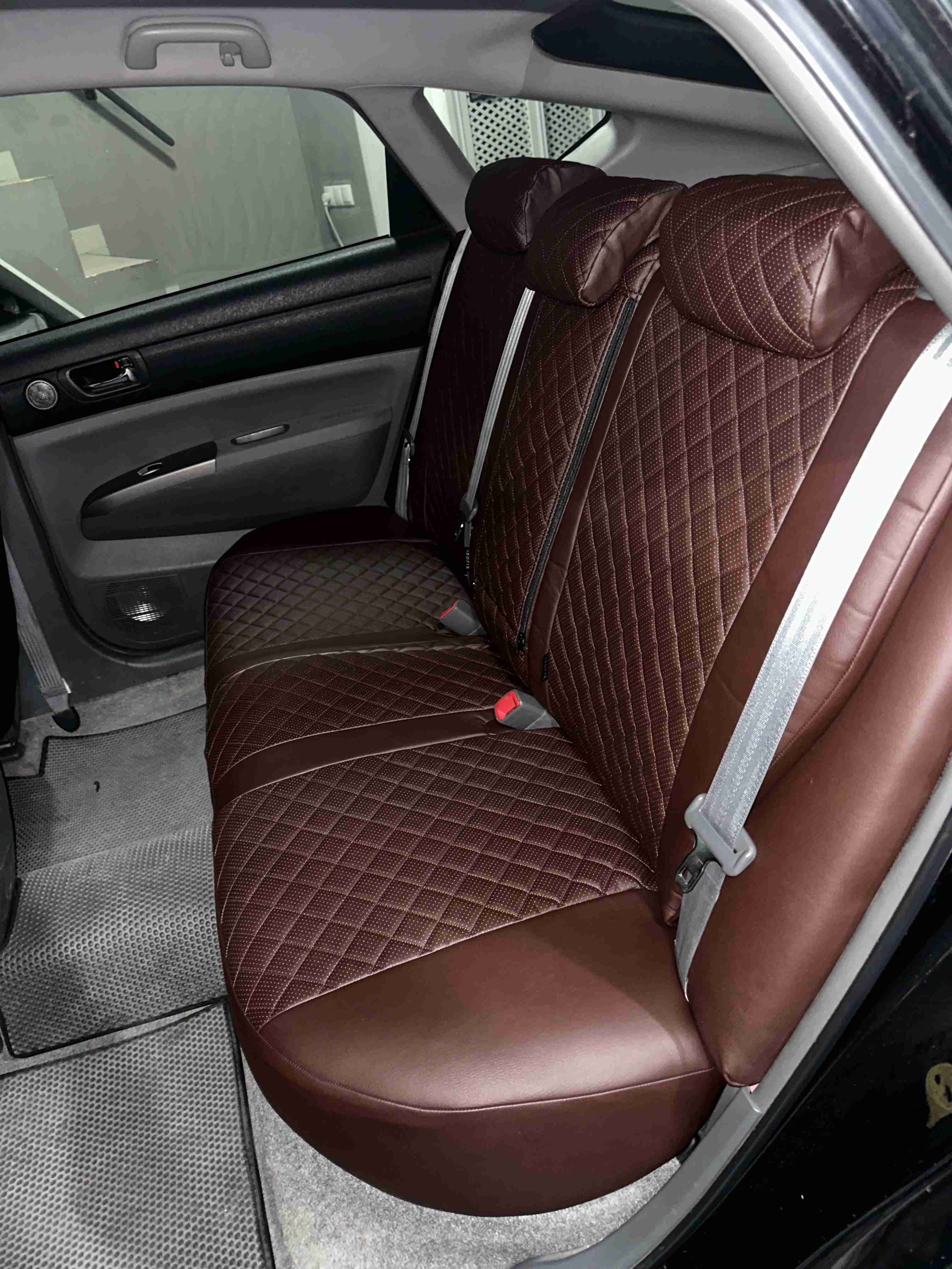 Huse auto Toyota Prius 20